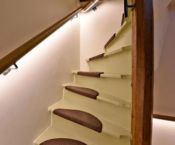 With A View Bed & Breakfast 4*